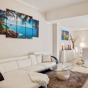 Luni Mare Bright Terrace Flat With Parking Appartamento